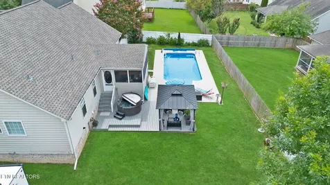 136 Thoroughbred Drive Cleveland TN 37312