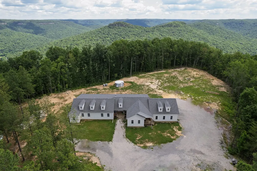 1313 Flat Rock Road Jamestown TN 38556