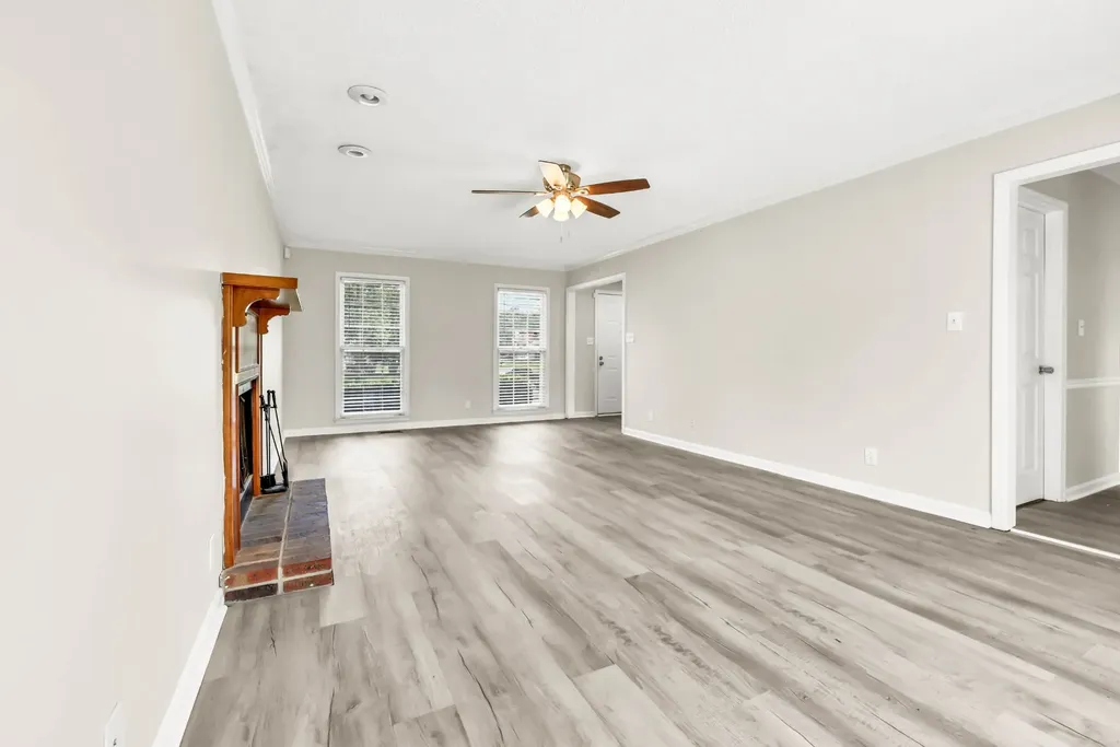 1025 Dandelion Drive Clarksville TN 37042