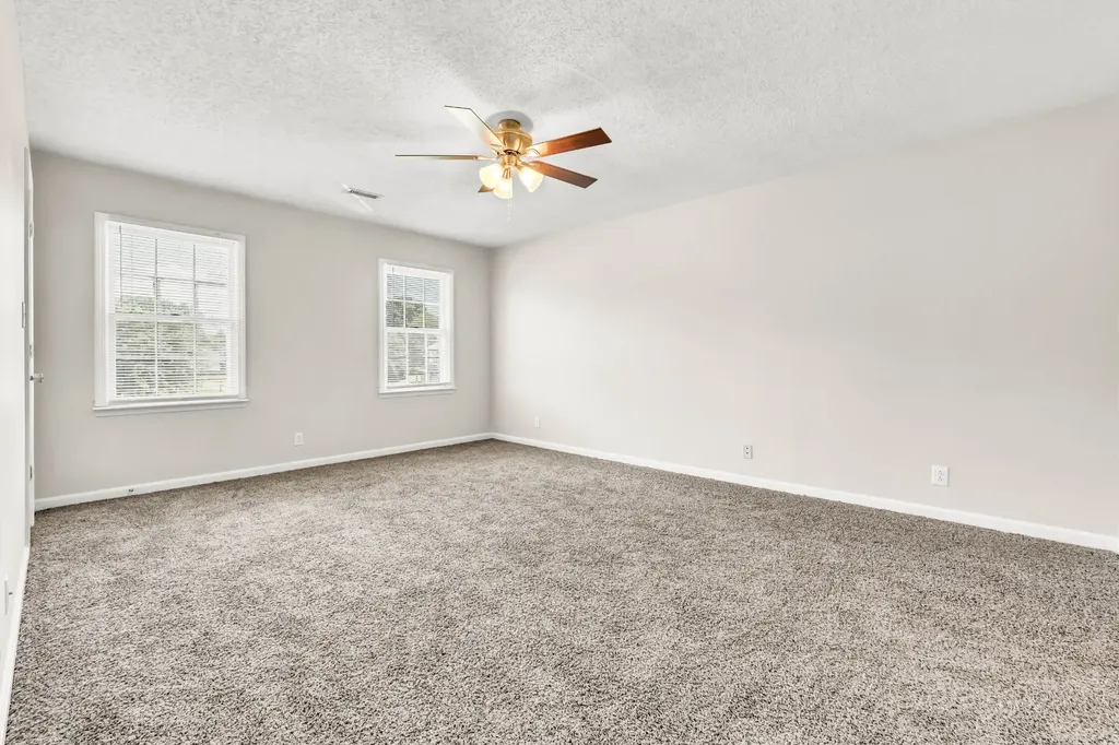 1025 Dandelion Drive Clarksville TN 37042