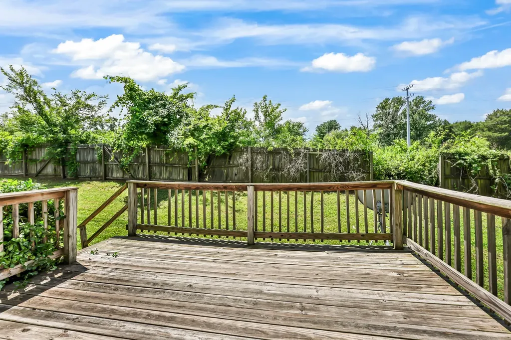 1025 Dandelion Drive Clarksville TN 37042