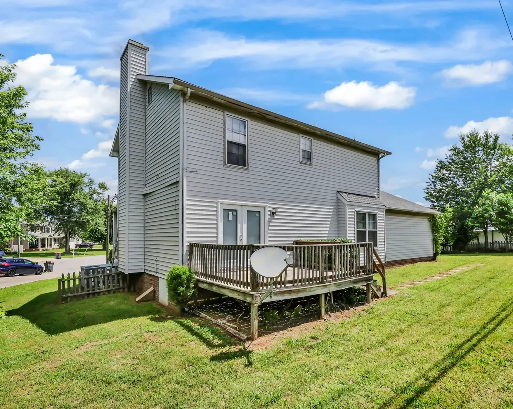 1025 Dandelion Drive Clarksville TN 37042