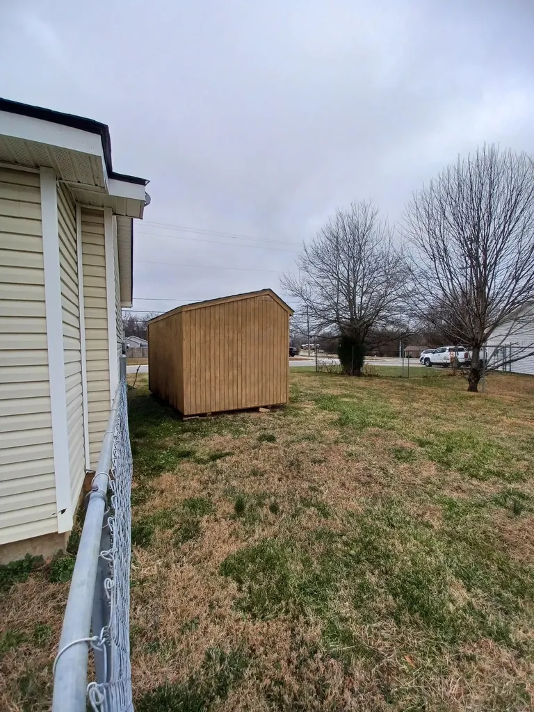 3200 N Senseney Circle Clarksville TN 37042