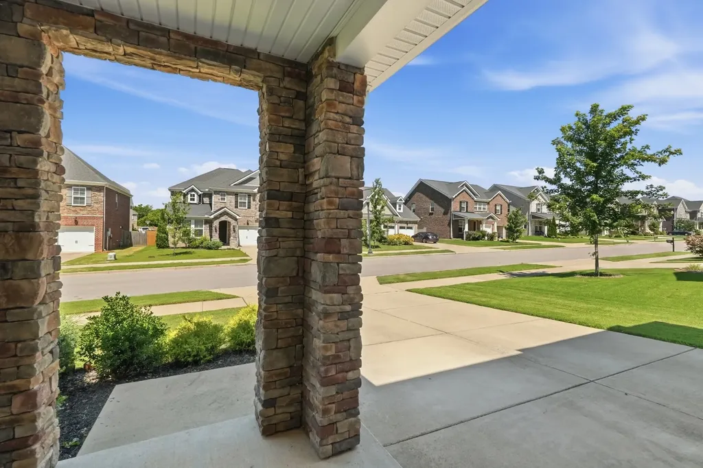 214 Campbell Circle Mount Juliet TN 37122