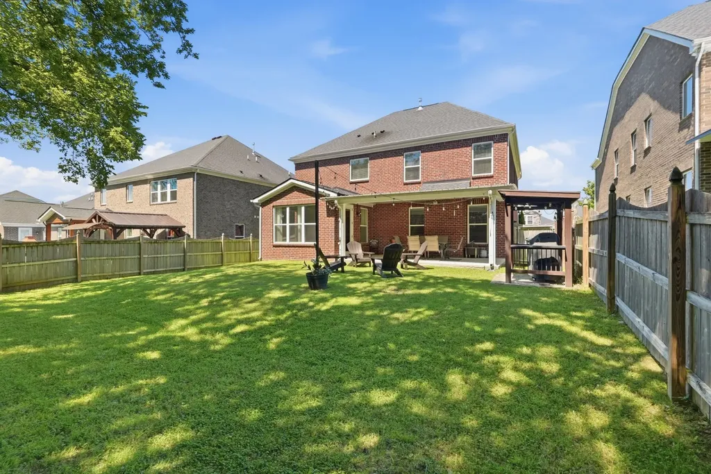 214 Campbell Circle Mount Juliet TN 37122