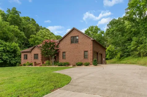 18 Tisdale Lane Brush Creek TN 38547
