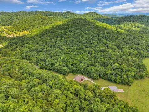 18 Tisdale Lane Brush Creek TN 38547