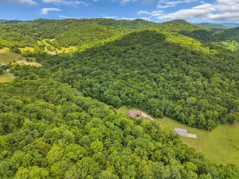 18 Tisdale Lane Brush Creek TN 38547