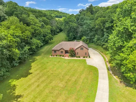18 Tisdale Lane Brush Creek TN 38547