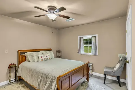 18 Tisdale Lane Brush Creek TN 38547
