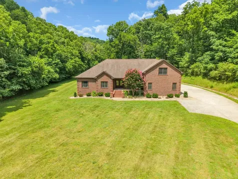 18 Tisdale Lane Brush Creek TN 38547