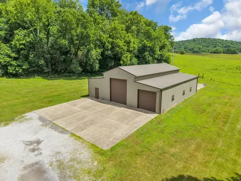18 Tisdale Lane Brush Creek TN 38547