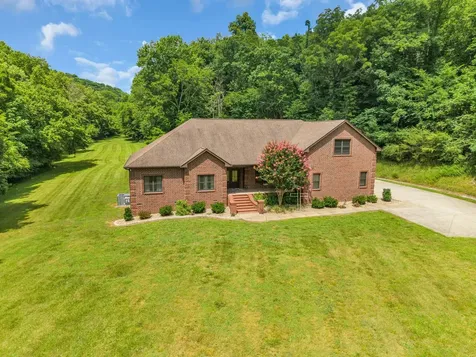 18 Tisdale Lane Brush Creek TN 38547