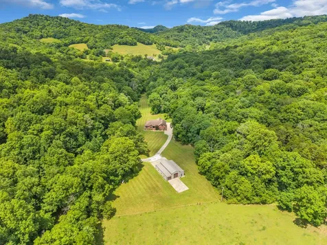 18 Tisdale Lane Brush Creek TN 38547