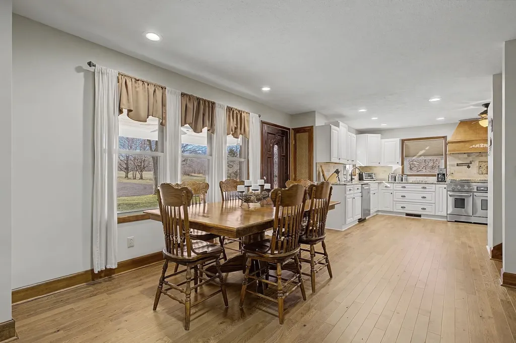 1231 Abiff Road Bon Aqua TN 37025