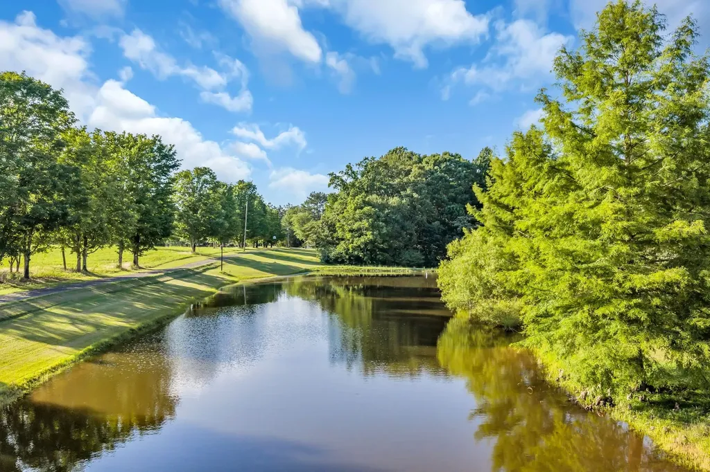 1231 Abiff Road Bon Aqua TN 37025