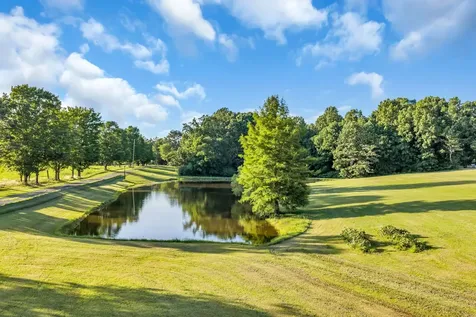 1231 Abiff Road Bon Aqua TN 37025