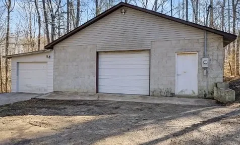 1231 Abiff Road Bon Aqua TN 37025