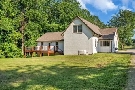 1231 Abiff Road Bon Aqua TN 37025