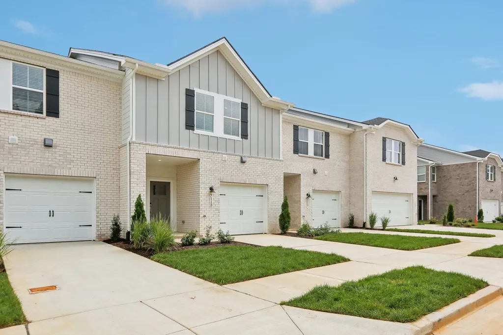 7163 Cedarcrest Court Fairview TN 37062