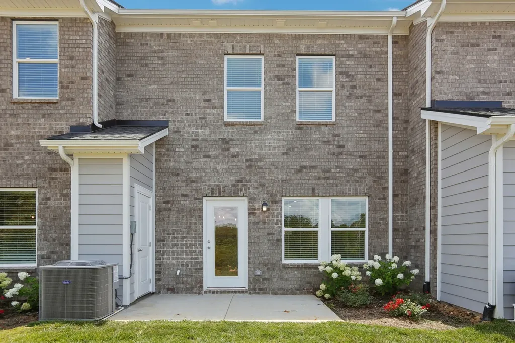 7163 Cedarcrest Court Fairview TN 37062