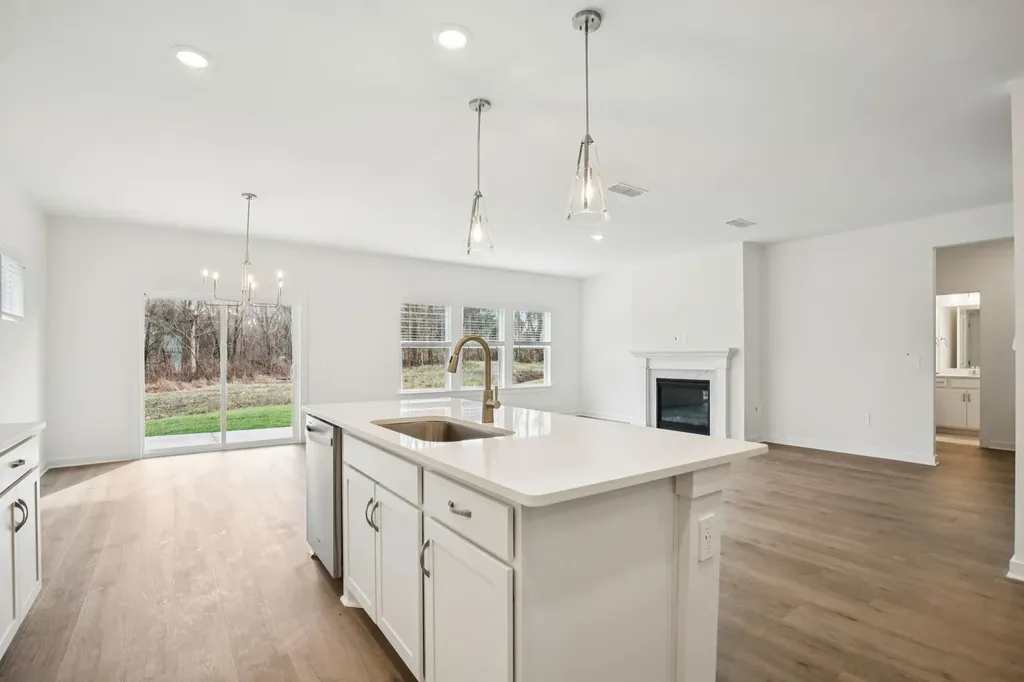 112 Vanguard Drive La Vergne TN 37086