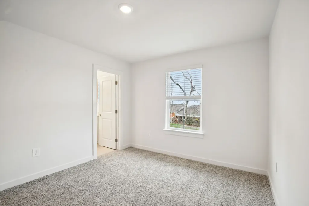 112 Vanguard Drive La Vergne TN 37086