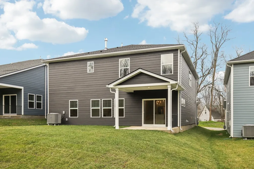 112 Vanguard Drive La Vergne TN 37086