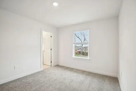 112 Vanguard Drive La Vergne TN 37086
