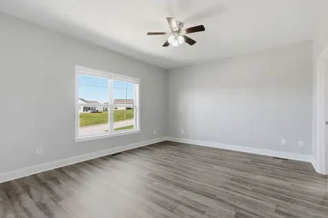 1897 Sheffield Lane Columbia TN 38401