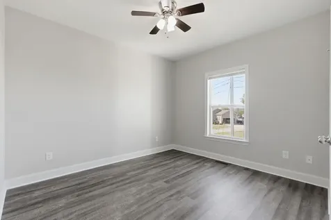 1897 Sheffield Lane Columbia TN 38401