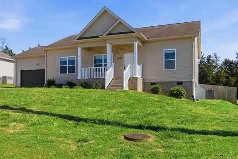1897 Sheffield Lane Columbia TN 38401