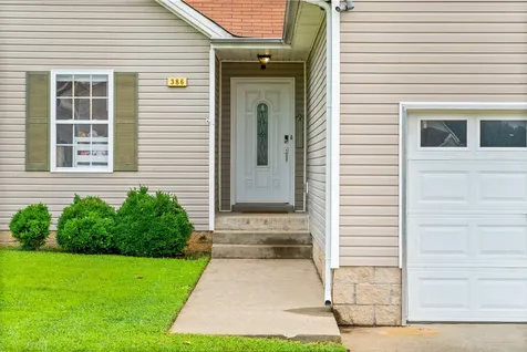 386 Andrew Drive Clarksville TN 37042