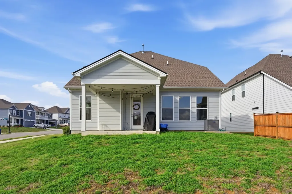 224 Cornice Drive La Vergne TN 37086