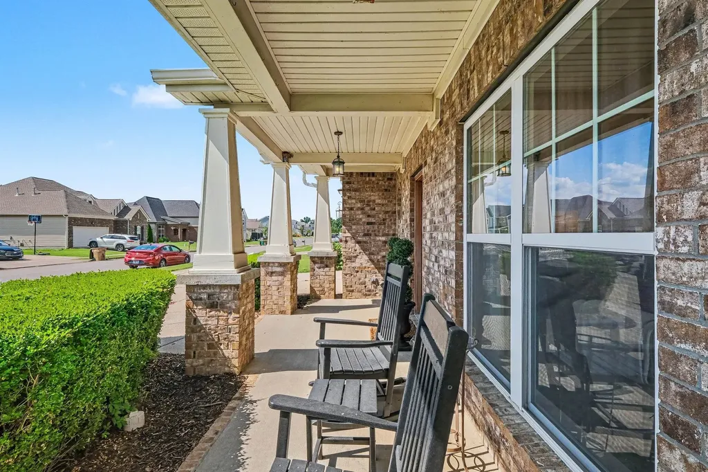 4248 Longfellow Drive Nashville TN 37214