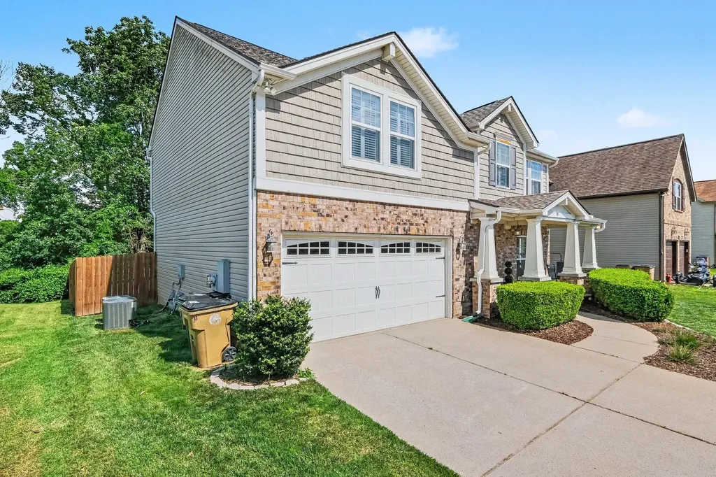 4248 Longfellow Drive Nashville TN 37214