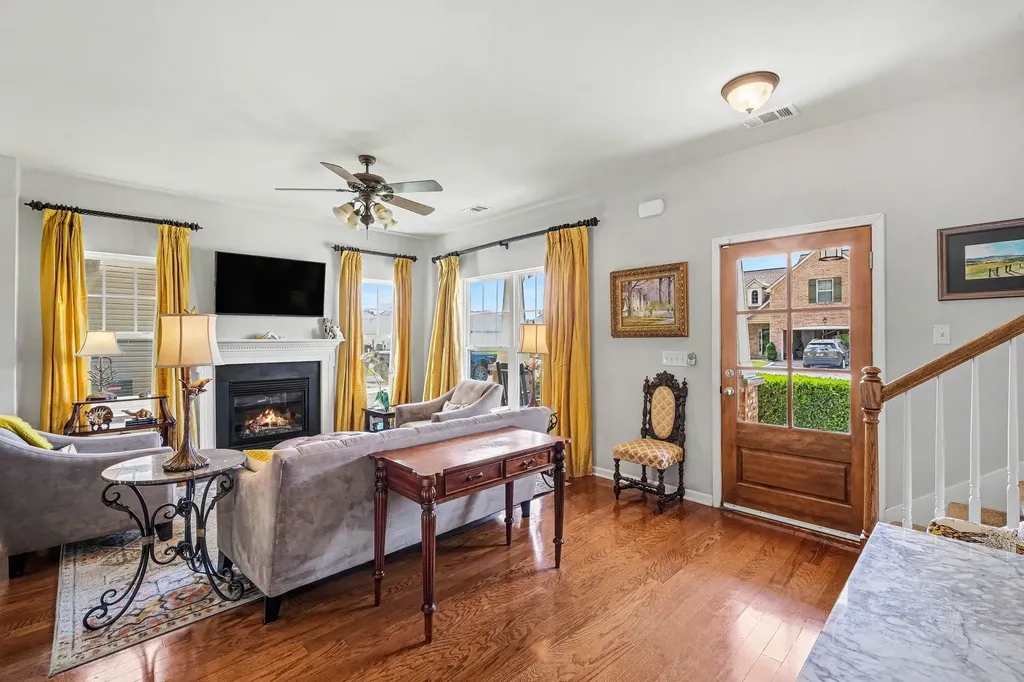 4248 Longfellow Drive Nashville TN 37214