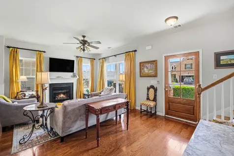 4248 Longfellow Drive Nashville TN 37214