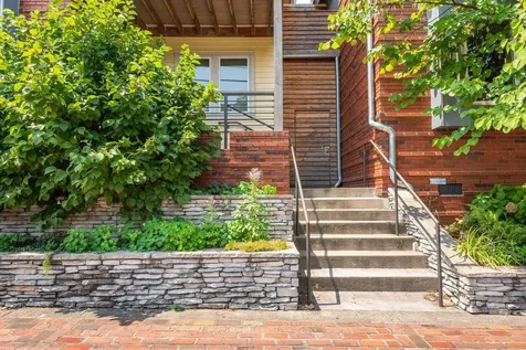 1325 5th Ave, N Nashville TN 37208