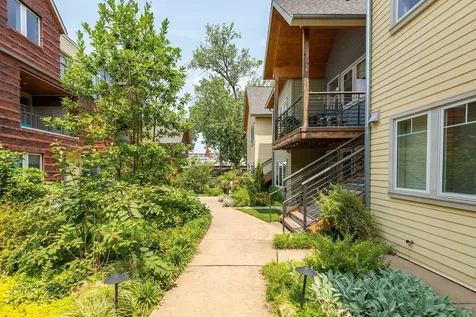 1325 5th Ave, N Nashville TN 37208