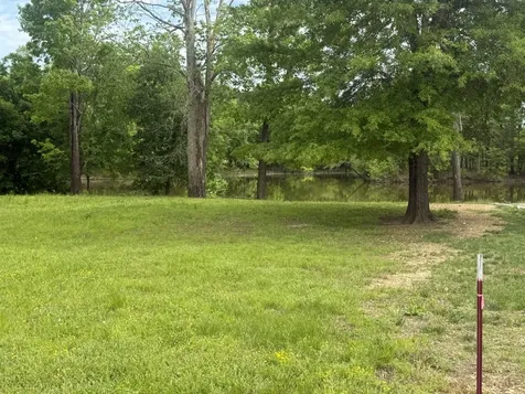298 Duck Blind Road Clifton TN 38425