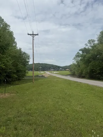 298 Duck Blind Road Clifton TN 38425