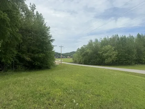 298 Duck Blind Road Clifton TN 38425