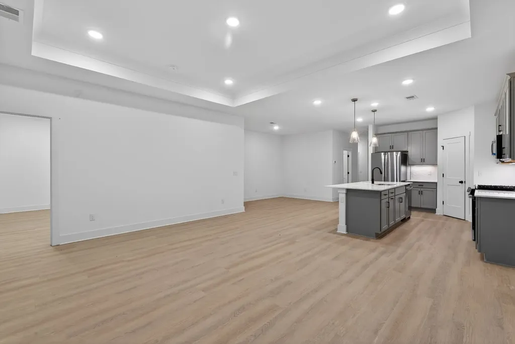 1721 Sharpstone Drive Columbia TN 38401