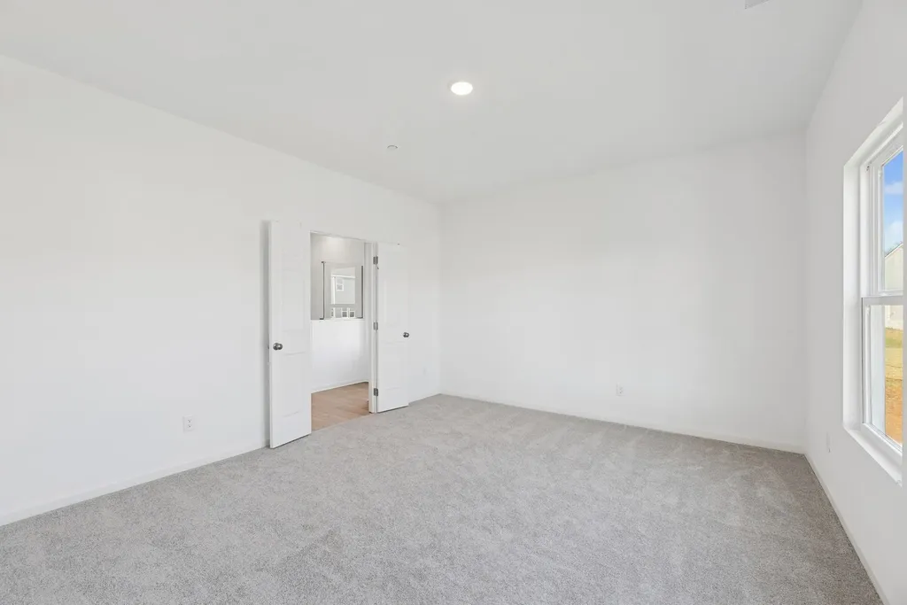 1721 Sharpstone Drive Columbia TN 38401
