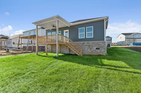 1721 Sharpstone Drive Columbia TN 38401