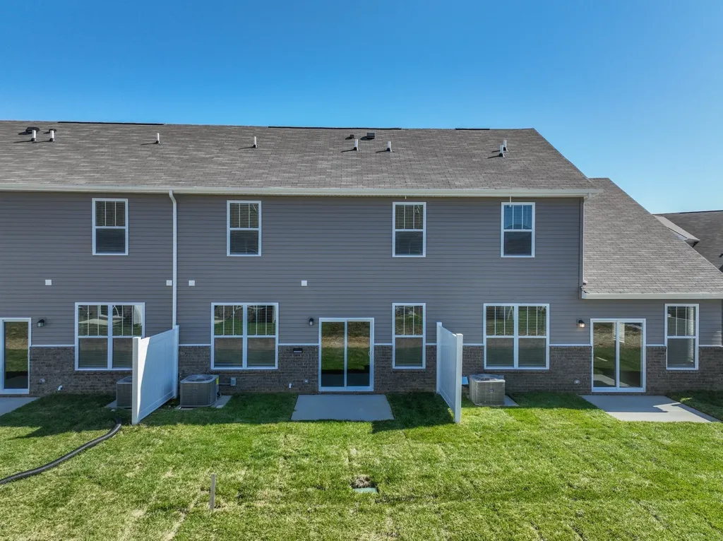 728 Mickelson Way Lebanon TN 37087