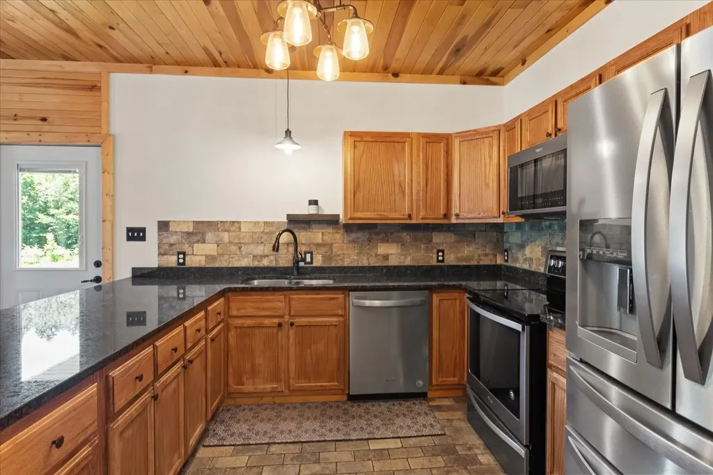 100 Asbury Drive New Johnsonville TN 37134