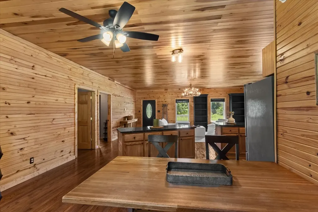 100 Asbury Drive New Johnsonville TN 37134