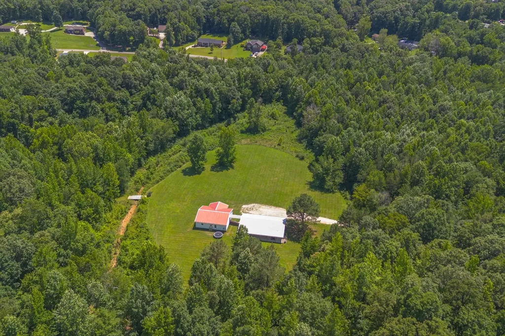 100 Asbury Drive New Johnsonville TN 37134